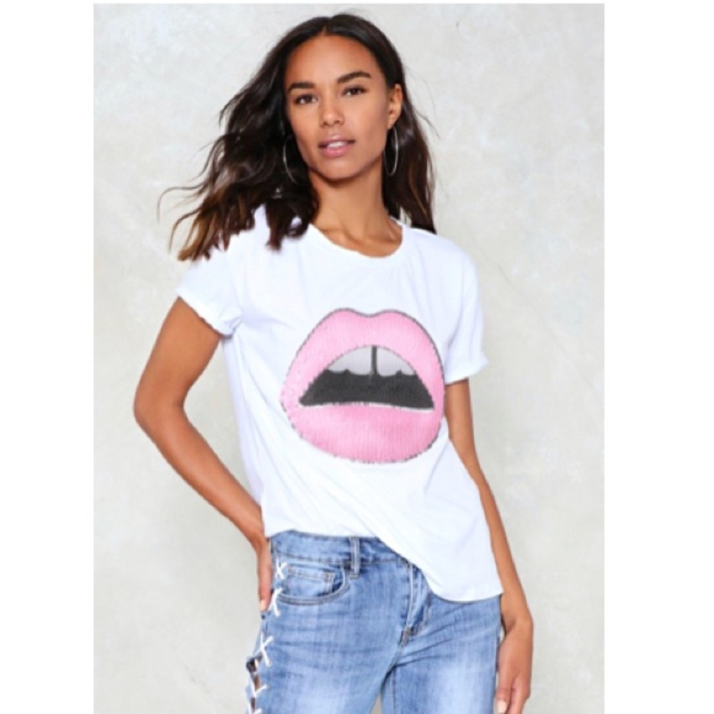 Give ‘Em Lip sequin tee